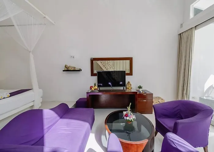 Villa Spacious 2 Bedroom Private Pool *