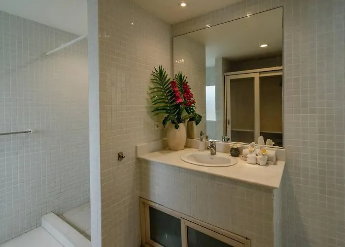 Spacious 2 Bedroom Private Pool Villa Seminyak (Bali)