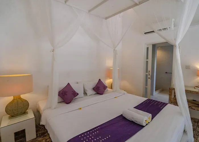 Spacious 2 Bedroom Private Pool