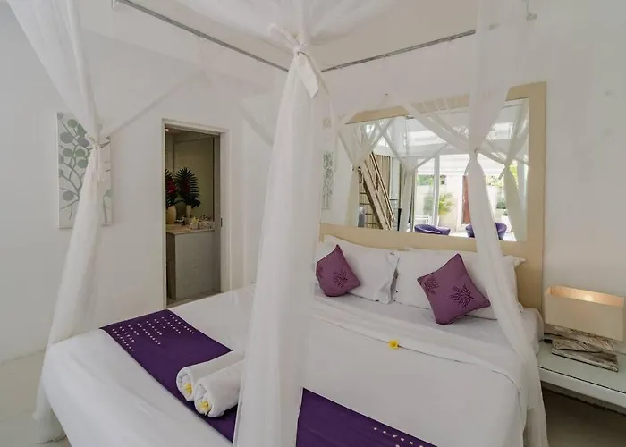 Spacious 2 Bedroom Private Pool Villa *