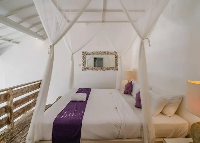 Spacious 2 Bedroom Private Pool * Seminyak (Bali)