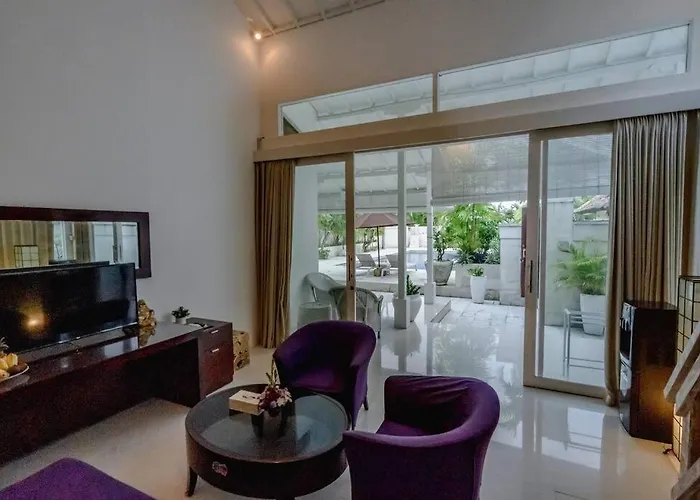 Villa Spacious 2 Bedroom Private Pool *